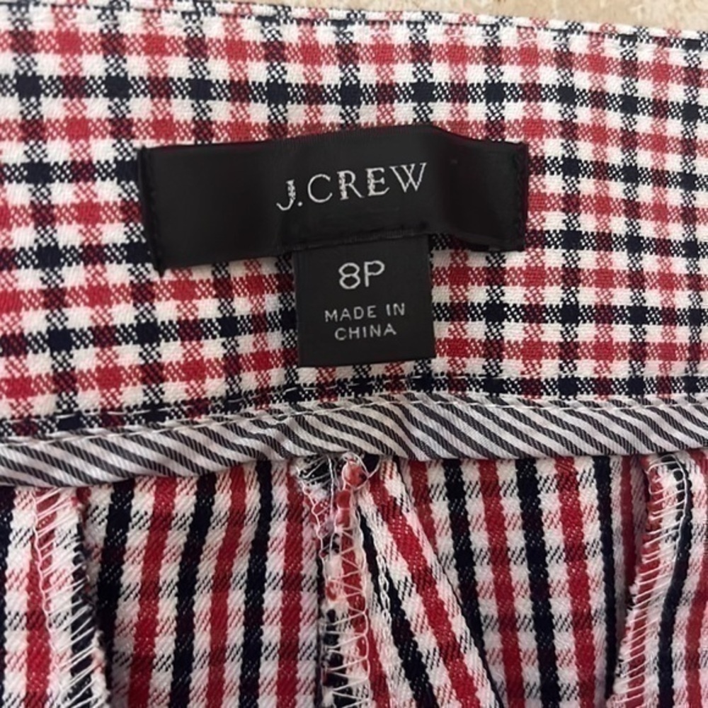 J. Crew Hayden Red and Black Plaid Crop Kickout Pants Size 8 Petite - Picture 3 of 9